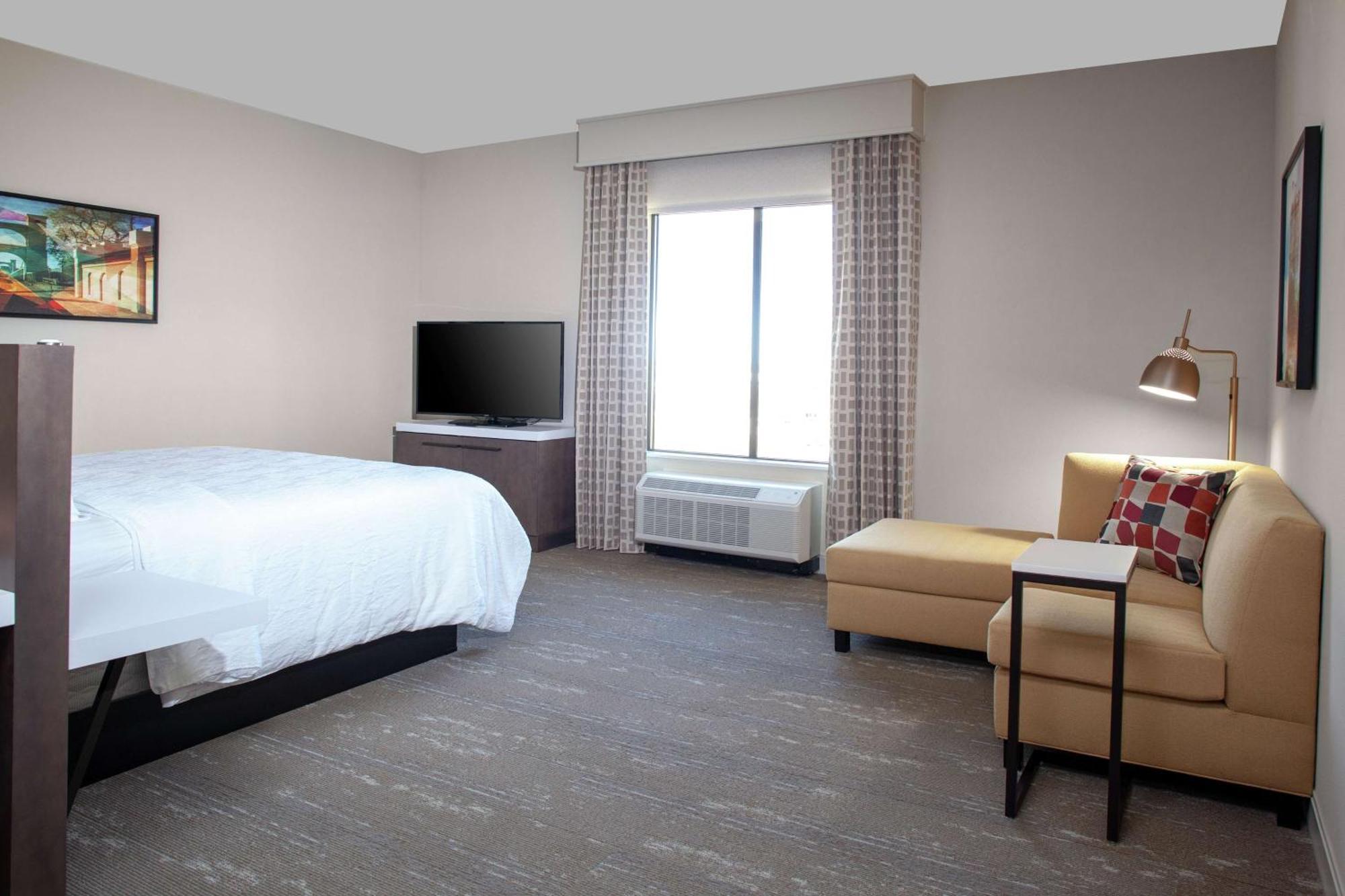 Hilton Garden Inn Waco Buitenkant foto